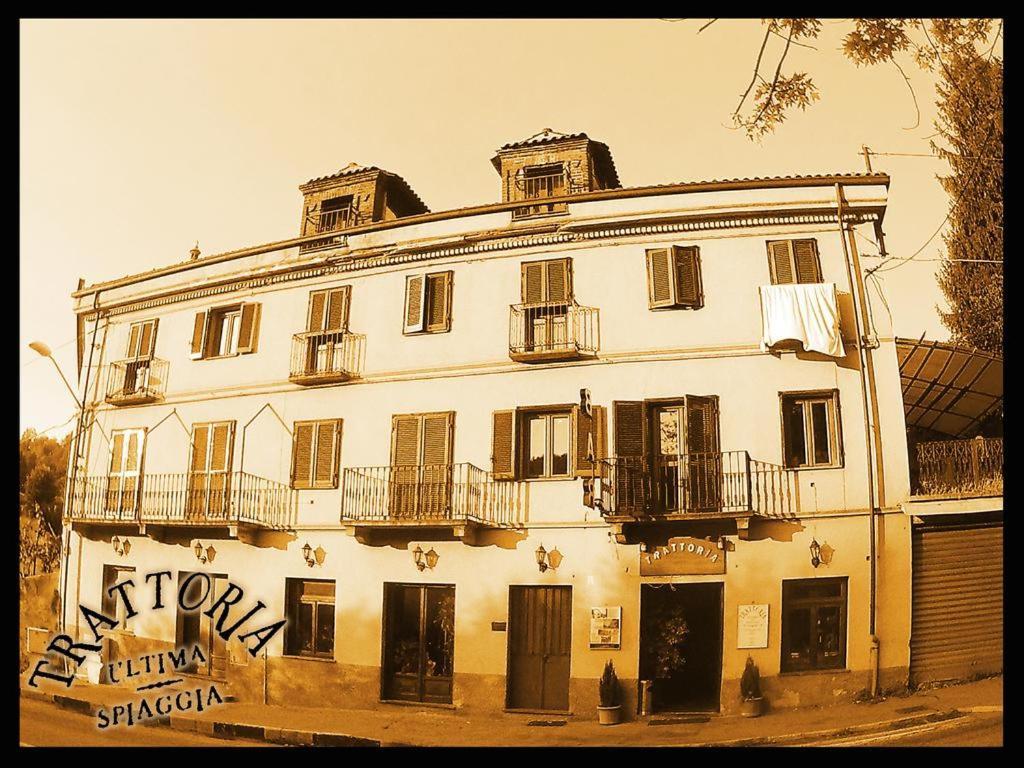 Ultima Spiaggia B&B Torino Exterior foto